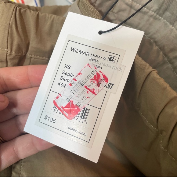 Theory Wilmar Drawstring shorts - Picture 3 of 6